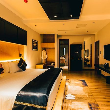 Blackwood Boutique Hotel And Apartments Dar es Salaam Buitenkant foto