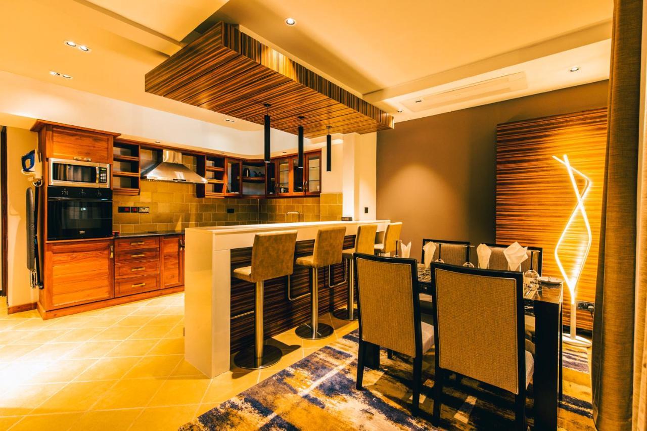 Blackwood Boutique Hotel And Apartments Dar es Salaam Buitenkant foto