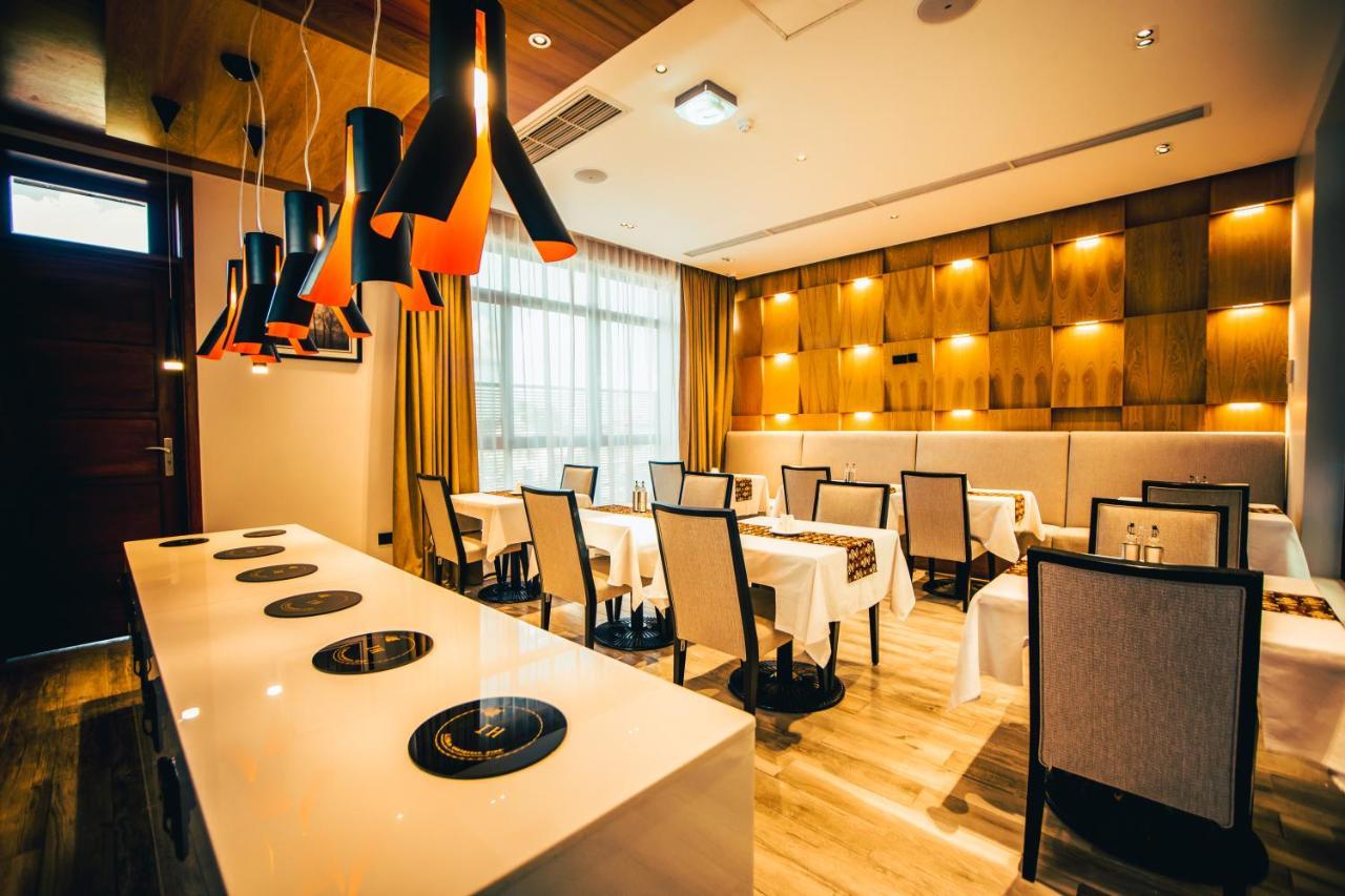 Blackwood Boutique Hotel And Apartments Dar es Salaam Buitenkant foto